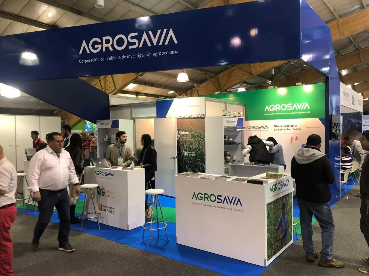 Stand de Agrosavia en feria